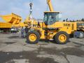 Фронтальный погрузчик SZM 936L