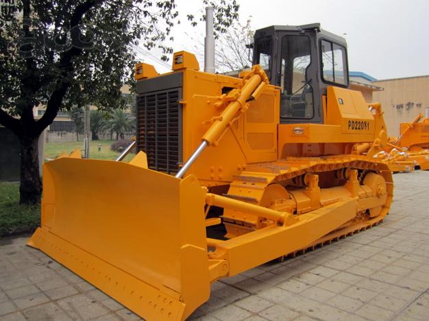 Бульдозер PENGPU PD220Y-1 с рыхлителем