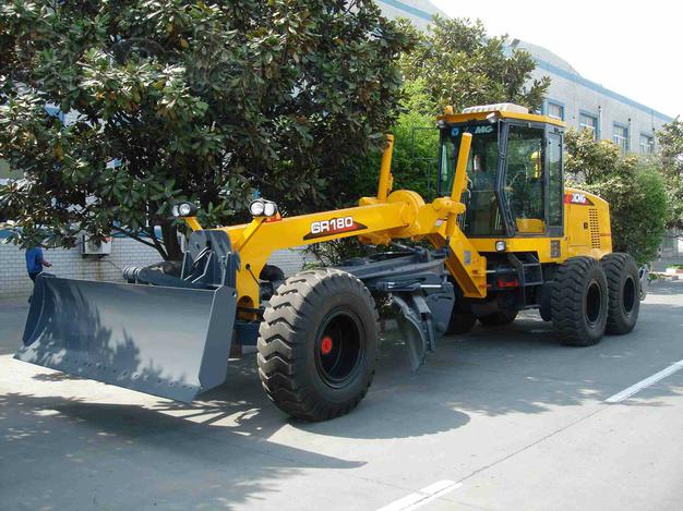 Автогрейдер XCMG GR180 в наличии