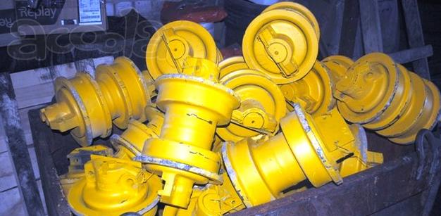 Каток двубортный Shantui SD16, Komatsu D65A