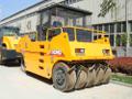 Дорожный пневмошинный каток XCMG XP262