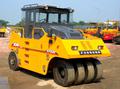 Дорожный пневмошинный каток XCMG XP302