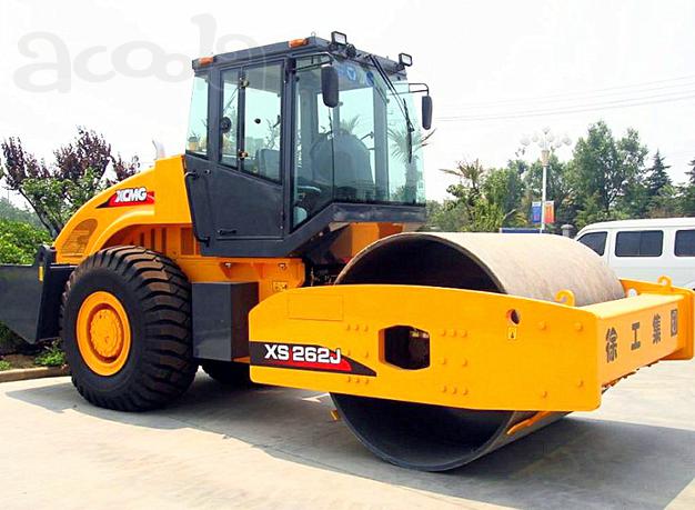 Дорожный грунтовый (вибрационный) каток XCMG XS262J