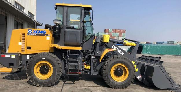 Погрузчик XCMG LW300KN