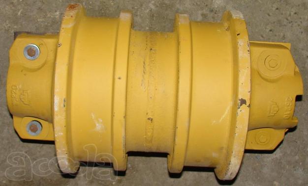 Опорный каток на Shantui SD32 и Komatsu