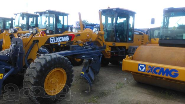 Автогрейдер XCMG GR215A 2018 год