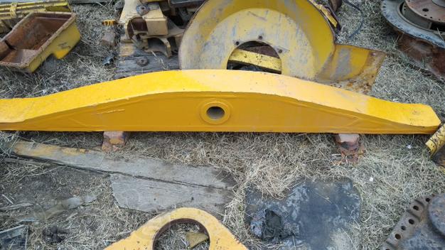 Балка поперечная (SD32)  Komatsu D155